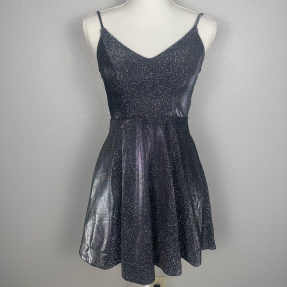 Speechless Dresses & Skirts - Speechless Juniors' Dress Size 3‎ Black Silver Shimmer  Homecoming Pockets Flare